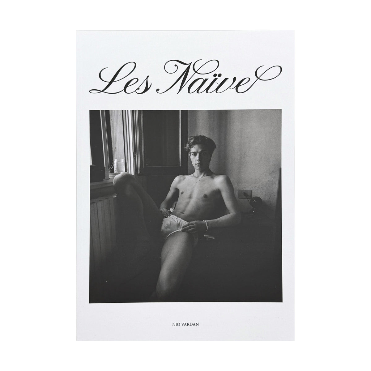 Les Naïve (Issue V / No. 5) by Ismael Tounia